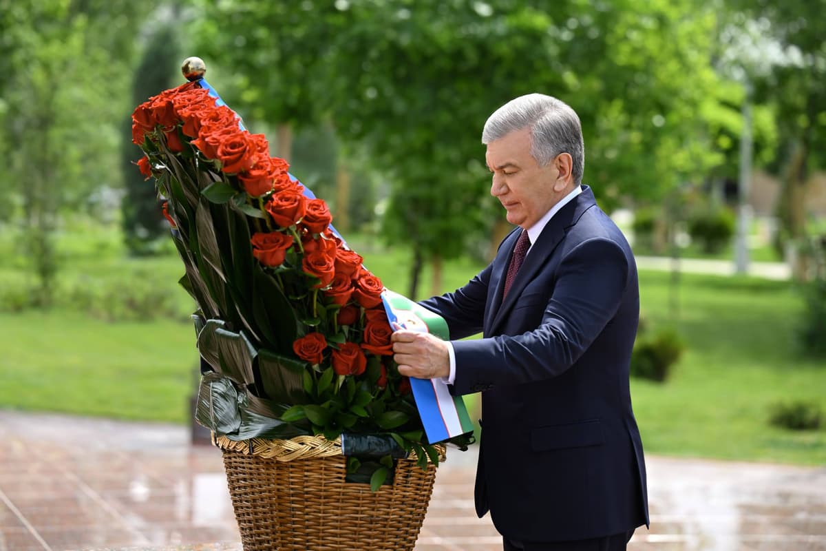 Prezident Xotira kuniga bag‘ishlangan tadbirlarda ishtirok etdi, faxriylar holidan xabar oldi