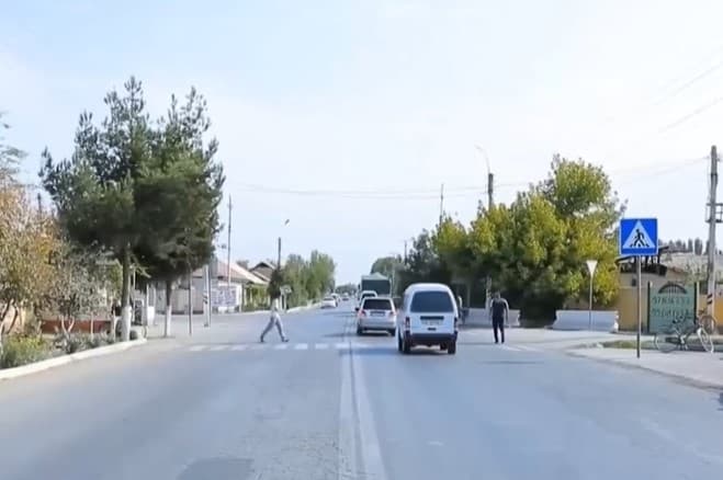 Farg‘onada piyodalar yo‘lagidan o‘tayotgan bola mashina urib yuborishi oqibatida halok bo‘ldi