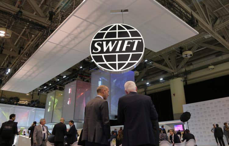 Европа Иттифоқи Россиянинг яна 15 та банкини SWIFT'дан узмоқчи