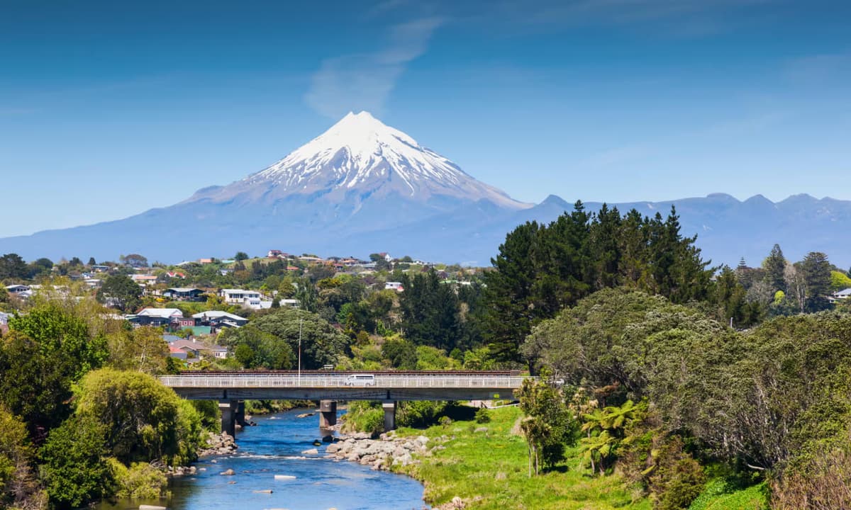 Yangi Zelandiyadagi Taranaki tog‘i yuridik shaxs deb tan olindi