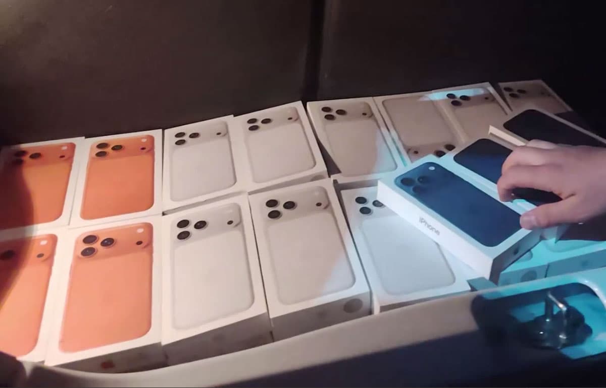 В Сырдарье изъяли контрабандную партию iPhone