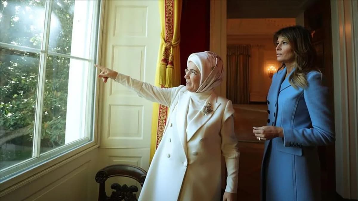 Emina Erdo‘g‘an G‘azoda azoblanayotgan bolalar haqida Melaniya Trampga xat yozdi