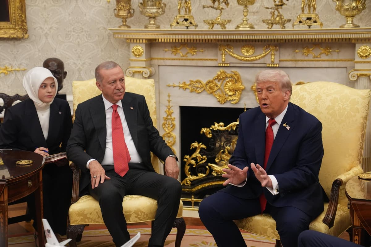 Raisga maqtov, Rossiya nefti, Suriya va F-35 bo‘yicha sanksiyalar – Tramp va Erdo‘g‘anning uchrashuvi qanday o‘tdi?