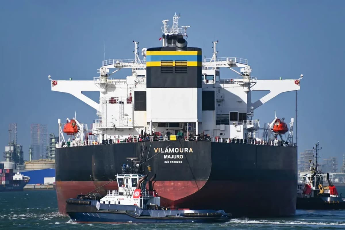 Liviya qirg‘oqlari yaqinida Vilamoura tankeri bortida portlash sodir bo‘ldi