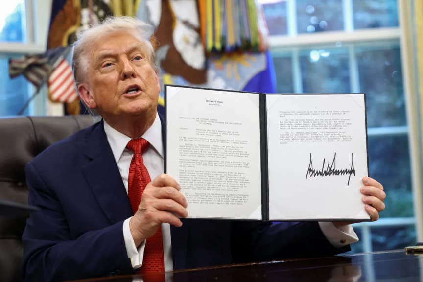 Трамп подписал указ о сделке по покупке американского бизнеса TikTok
