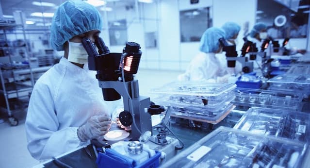 Tibbiyot xodimlari kuni nomi o‘zgaradi: farmatsevtlar ham qamrab olinadi
