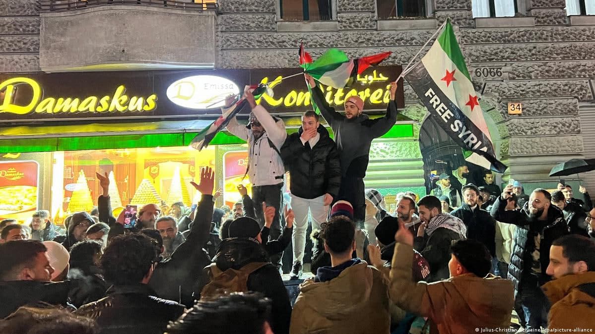 Germaniya kansleri suriyalik qochqinlarni uyiga qaytishga chaqirdi