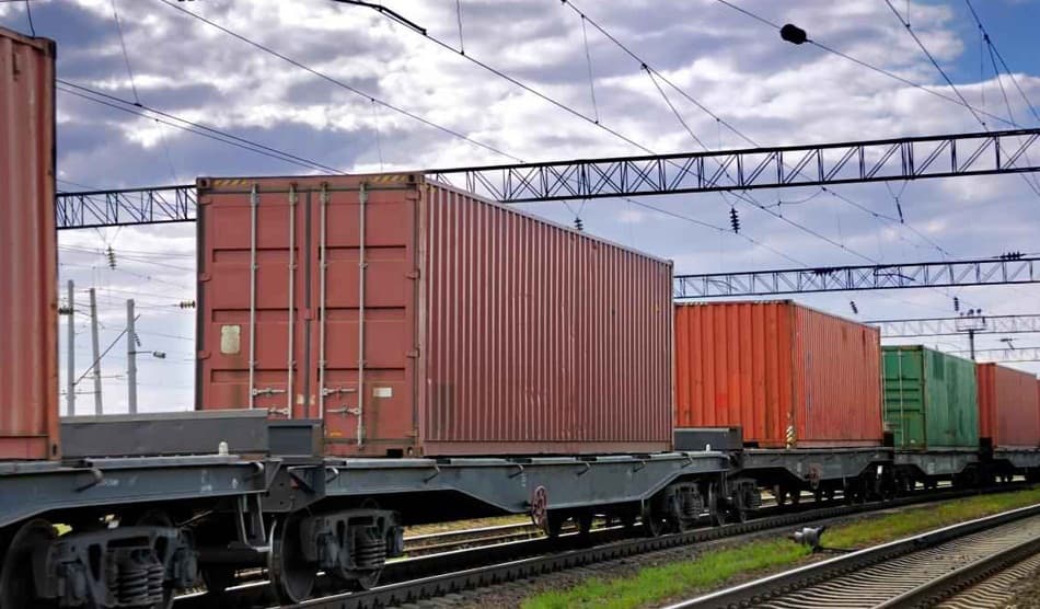 Uzbekistan’s rail imports outpace exports by 2.5 times in latest trade data
