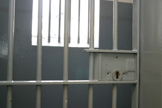 Uzbekistan introduces mandatory health checks for detainees to curb torture