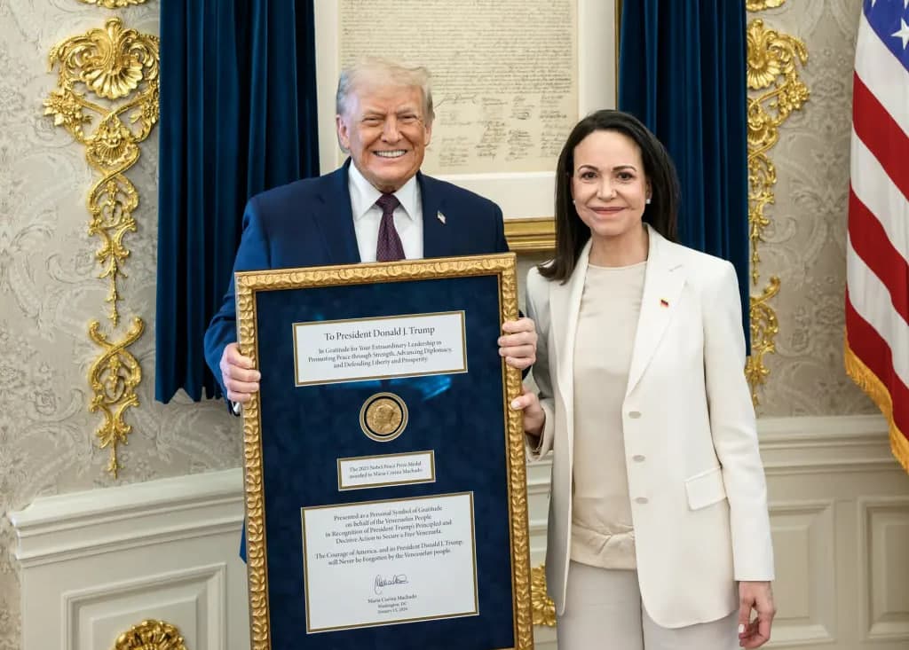 Machado Oq uyda Trampga Nobel tinchlik mukofotini “topshirdi”