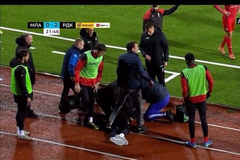 Serbiya Superligasida murabbiy o‘yin vaqtida vafot etdi