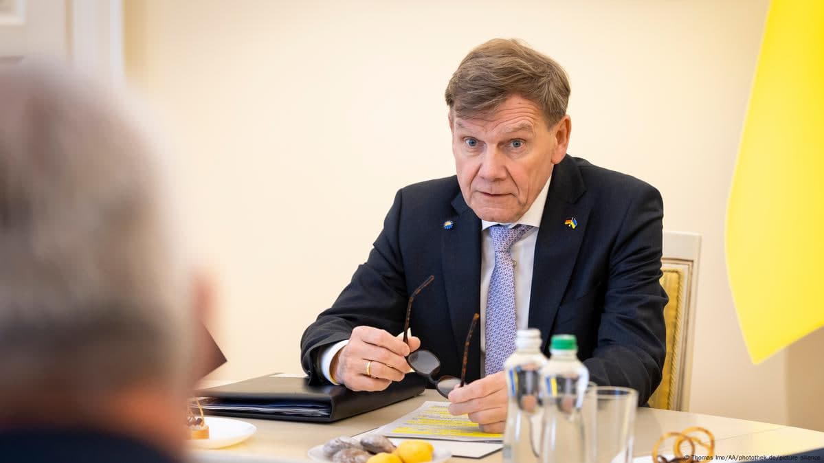 Германиянинг янги ташқи ишлар вазири Болтиқбўйида хавфсизликни мустаҳкамлаш ниятида