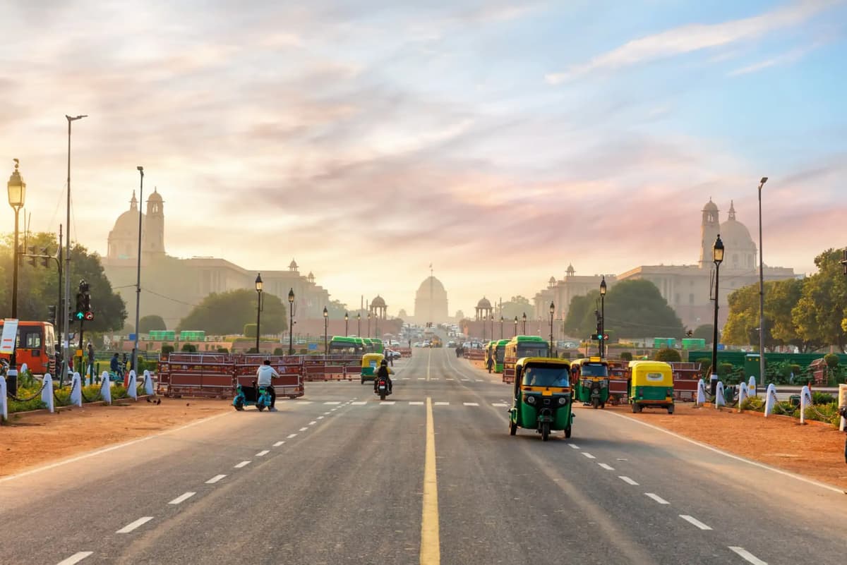 Uzbekistan Airways alerts passengers of new entry requirements for India