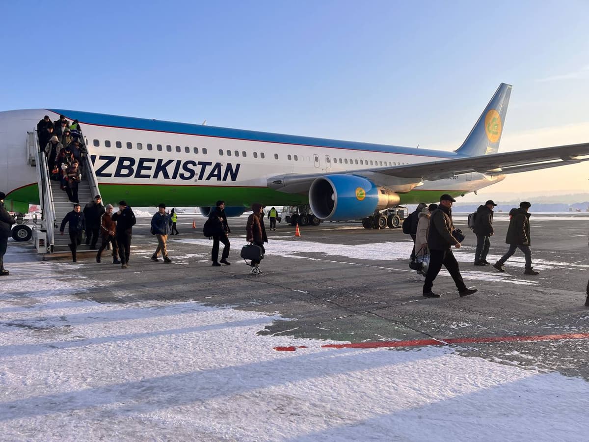 Uzbekistan Airways samolyoti dvigateli ishlamay qolgani sababli Krasnoyarskka favqulodda qo‘ndi