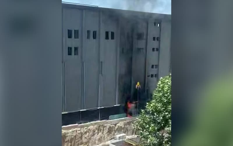 Matbuotchilar ko‘chasidagi qurilish hududida yong‘in ro‘y berdi