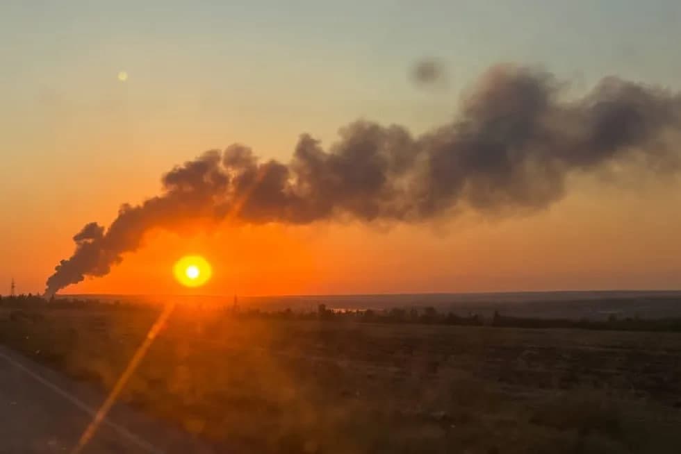 Rostov oblastidagi zavodda chiqqan yong‘inni o‘chirish uchun aholi suvsiz qoldirildi