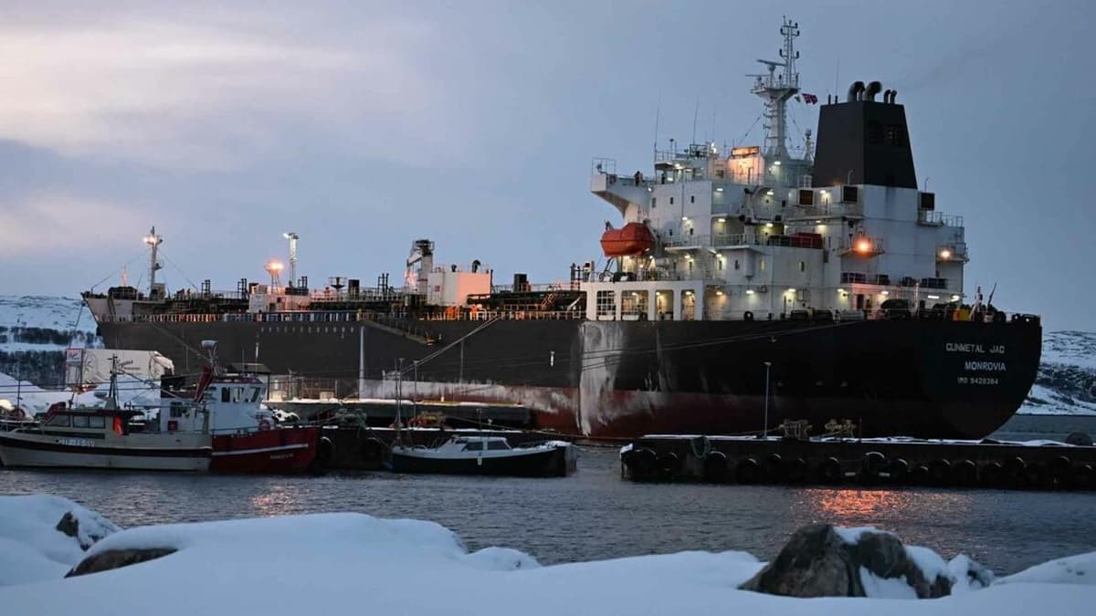АҚШ Конгрессига Россия нефтини мусодара қилиш тўғрисидаги қонун лойиҳаси киритилди