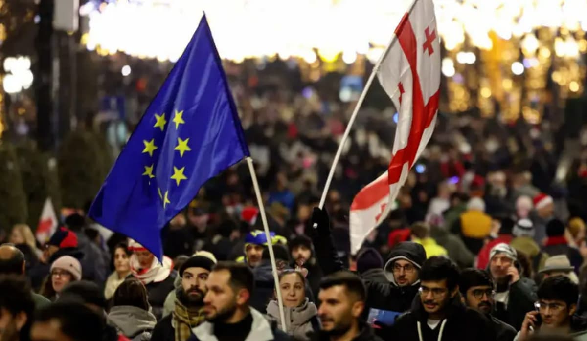 YeI kengashi Gurjiston bilan vizasiz rejimni qisman to‘xtatdi