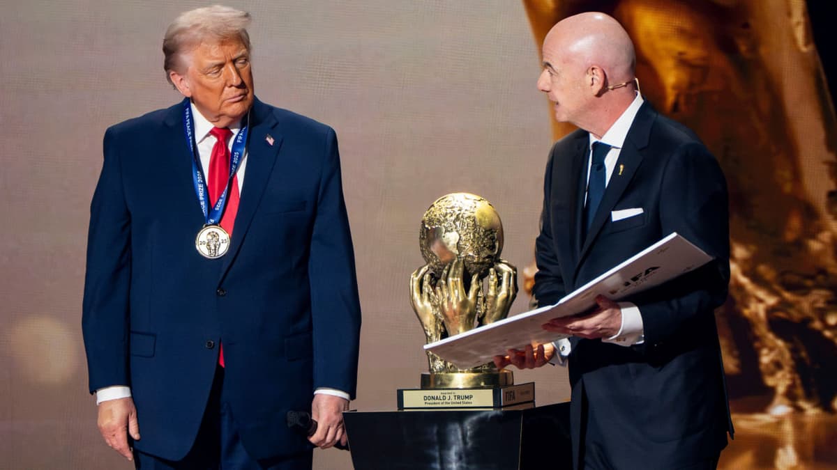 Трамп Эроннинг жаҳон чемпионатидаги иштироки ўринли эмаслигини айтди