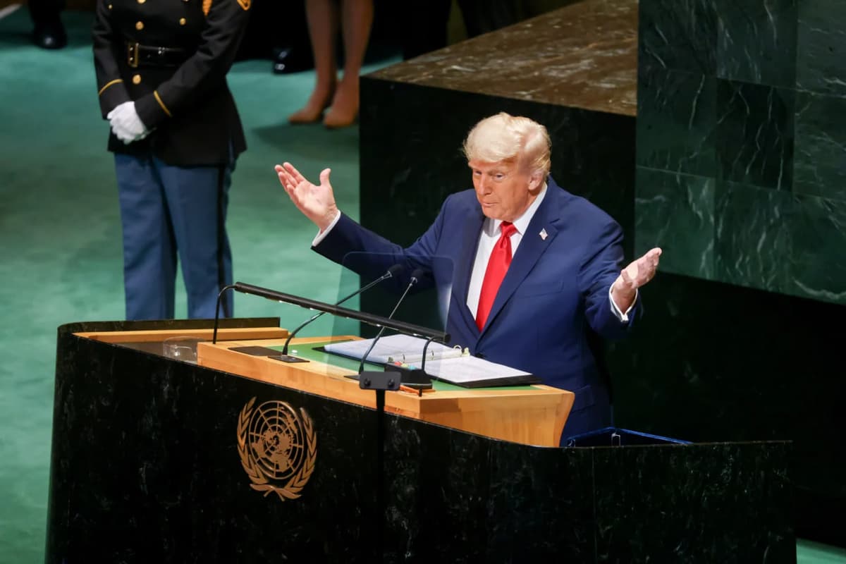 Трамп лоббирует себя на Нобелевскую премию мира — Bloomberg