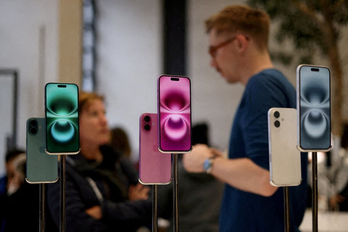 Apple бож жорий қилинишидан олдин АҚШга бешта самолётда iPhone келтирди
