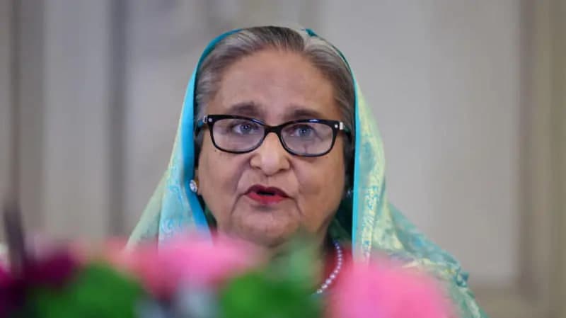 Bangladesh sudi sobiq bosh vazir Shayx Hasinani sirtdan qatlga hukm qildi