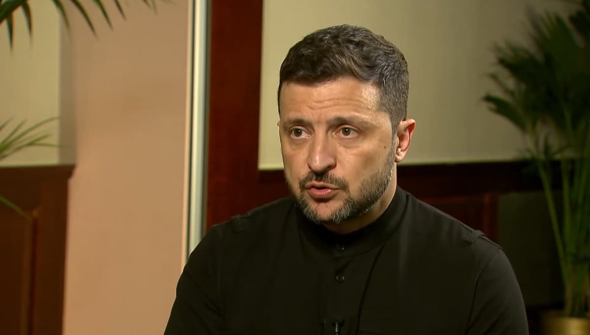 Зеленский Украинада тинчлик «эртагаёқ» бошланиши мумкинлигини айтди
