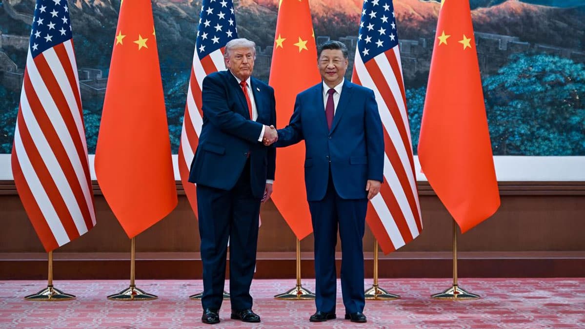 Трамп ва Си Жинпинг Пекинда учрашув ўтказди