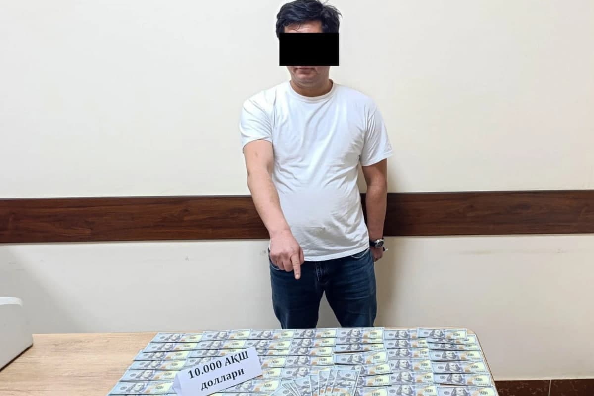 Қибрай тумани ҳокими ёрдамчиси 10 минг доллар билан ушланди