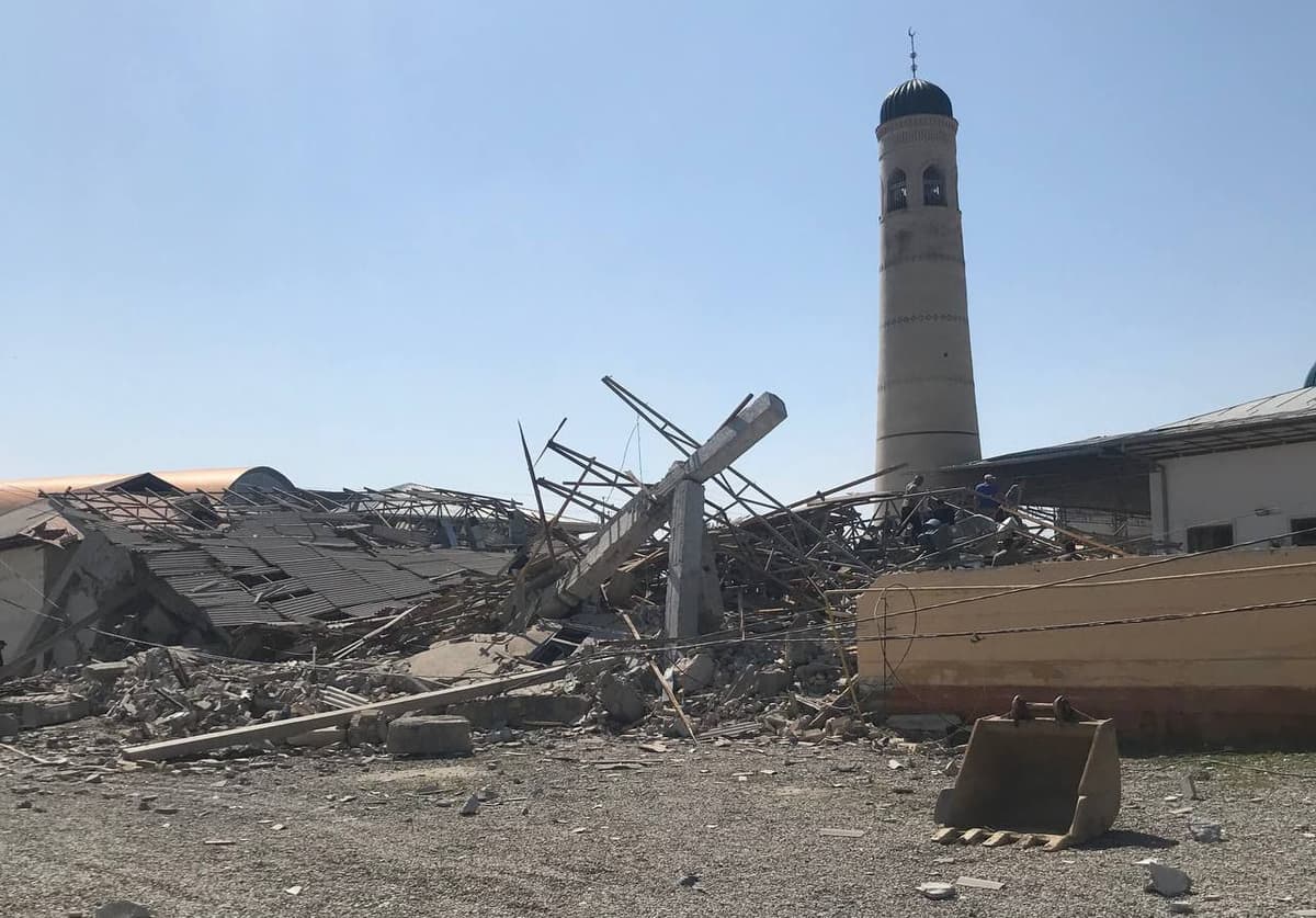 Gas explosion in Andijan mosque leaves three dead, ten hospitalized