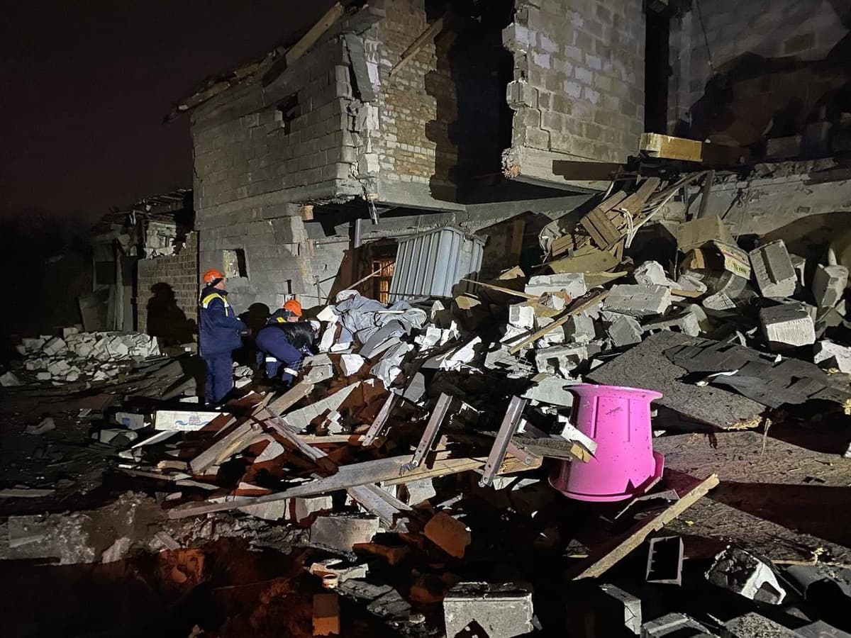 Dnipro dronlarning yirik hujumiga uchradi