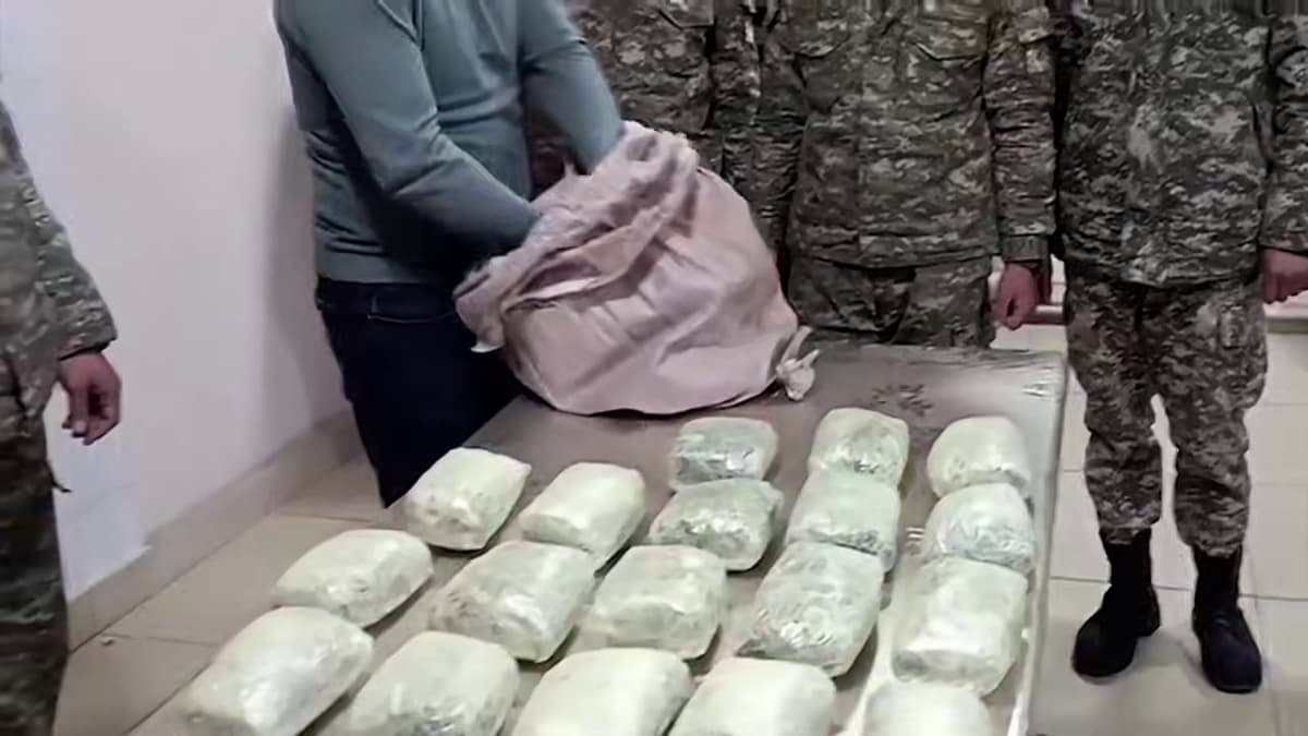 Пресечена деятельность группы, занимавшейся контрабандой наркотиков через границу