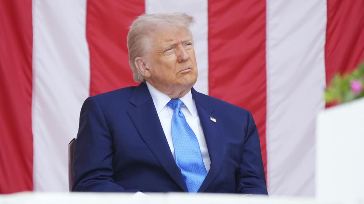 Трамп заявил о готовности провести встречу с Путиным и Зеленским