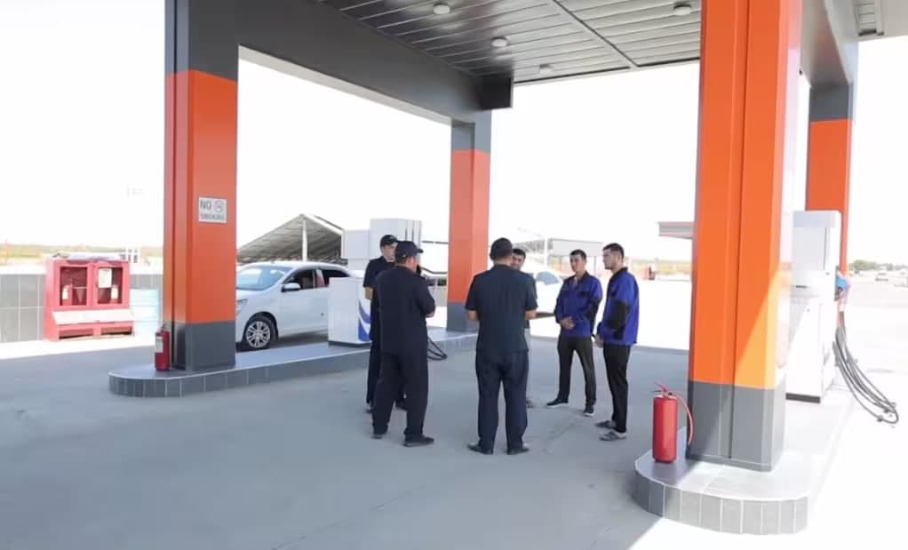 В Сырдарьинской области из-за угрозы пожара и взрыва временно закрыты 4 автозаправки