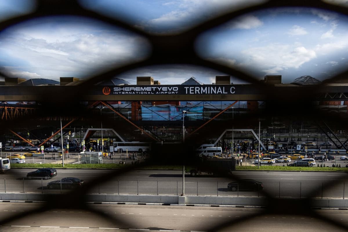 Sheremetevo va Pulkovo faoliyati dronlar va shamol tufayli cheklandi