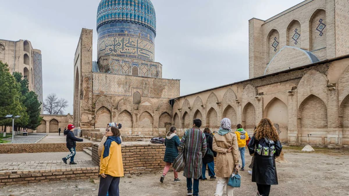 O‘zbekistonga kelayotgan turistlar sonida rekord o‘sish qayd etildi