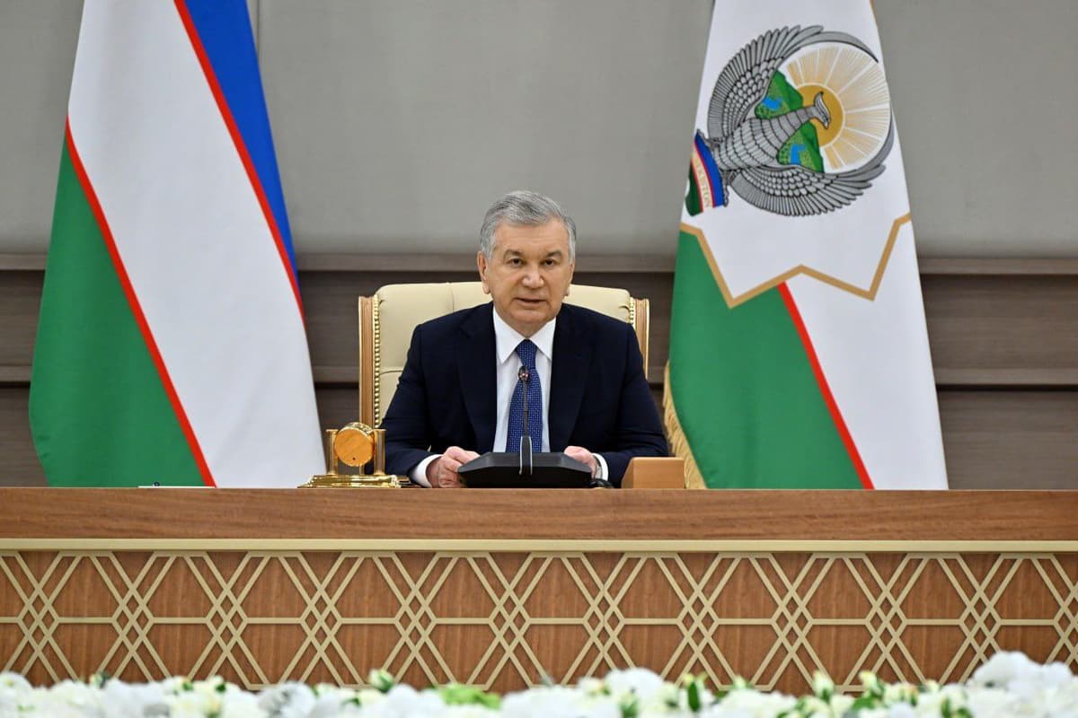 Президент: “Ўқитувчилар маошини минг долларга етказамиз деган гапларим ҳақиқатга айланди”