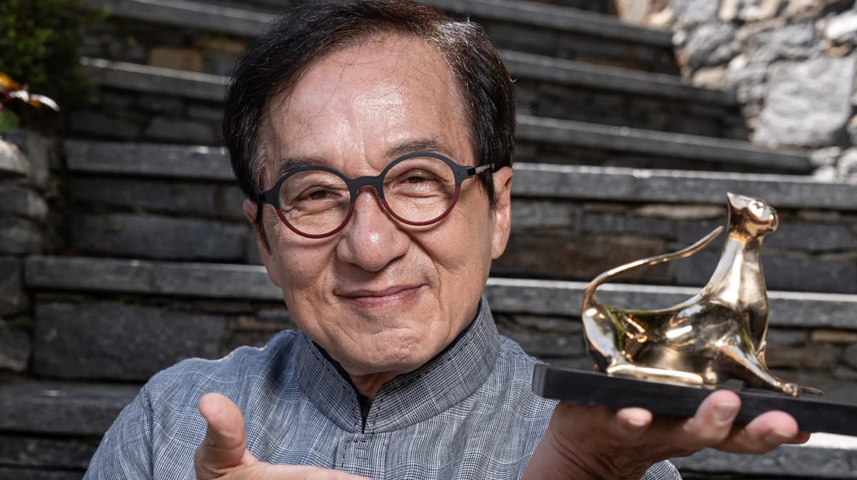 Jyeki Chan kino san’atiga qo‘shgan hissasi uchun mukofotlandi