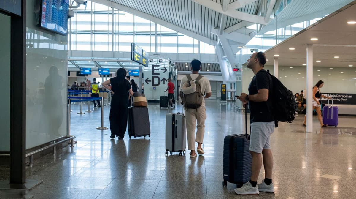 Dozens of Uzbek tourists stranded in Dubai after flight cancellations