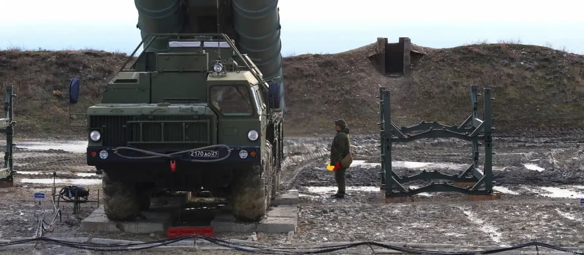 ГУР: Украина Қримда учта Ми-8 ва радиолокацион станцияни йўқ қилди