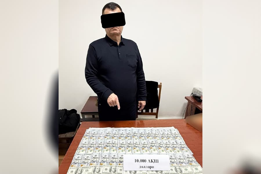 Qoraqalpog‘istonda yo‘l qurish loyihasi bo‘yicha 10 ming dollar talab qilgan mansabdor ushlandi