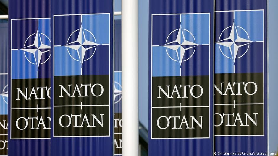 НАТО Эрондаги уруш сабаб Ироқдаги миссия ходимларини олиб чиқмоқда