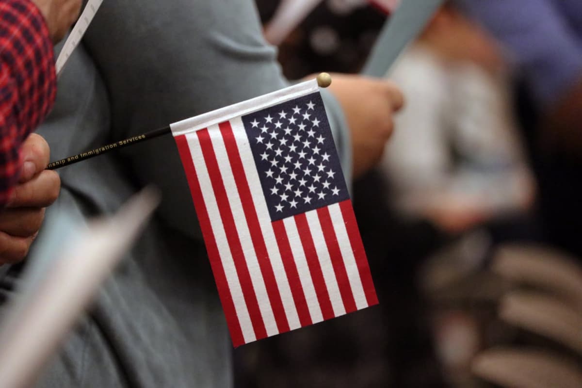 США отклонили почти 65 % заявок на визы от граждан Узбекистана