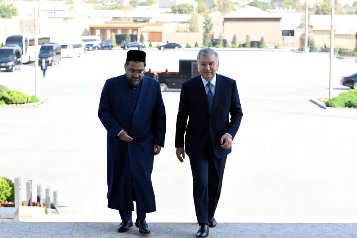 Prezident Islom sivilizatsiyasi markazida olib borilayotgan ishlar bilan tanishdi