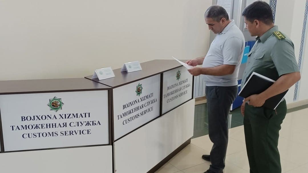 Божхона органлари томонидан фуқароларга пулли хизматларни кўрсатиш тартиби эълон қилинди