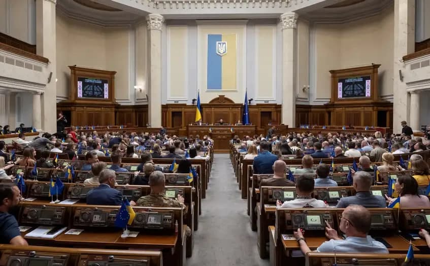 Oliy Radada hukumatni qisman emas, to‘liq iste’foga chiqarish talabi mojaroga aylandi