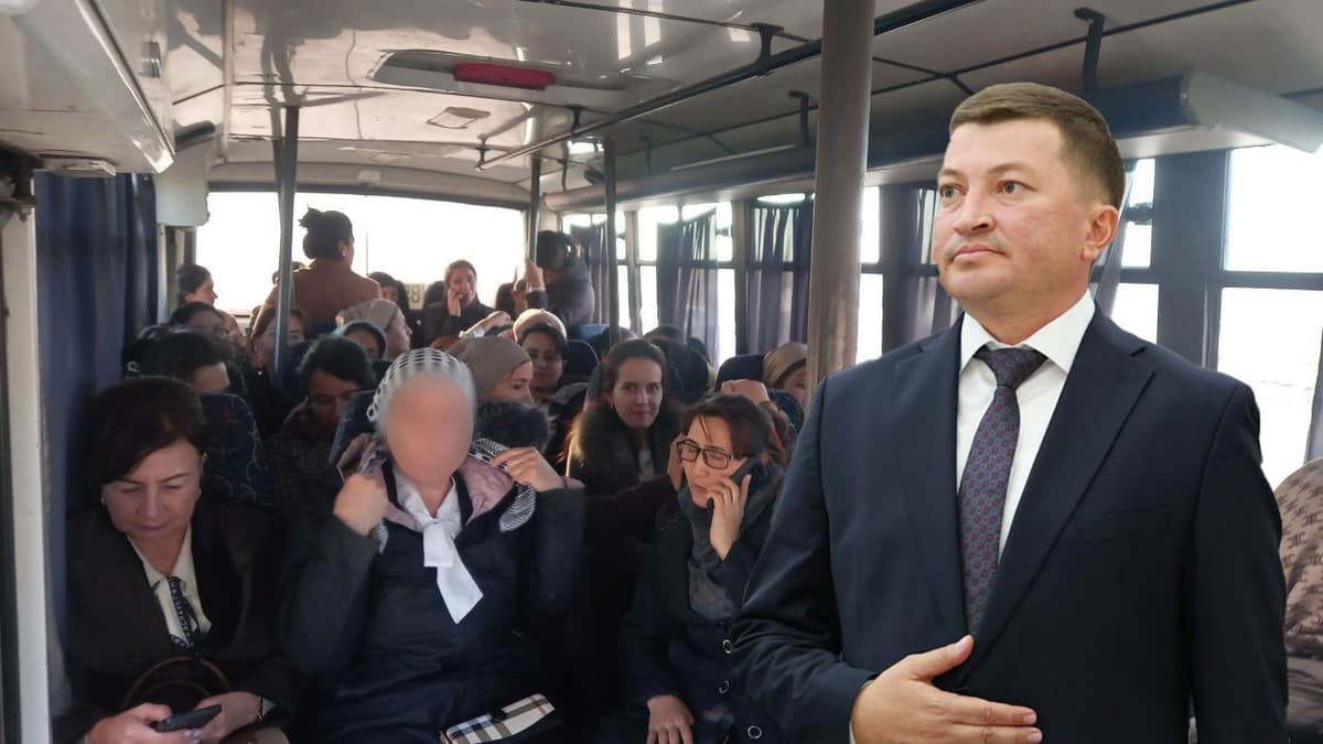 Хоким Карманинского района заставил учителей час стоять на собрании