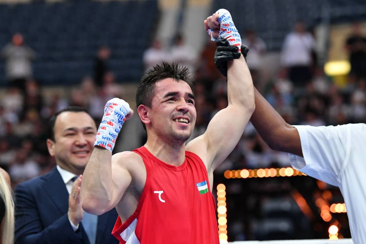 Hasanboy Do‘smatov ikki karra jahon chempioniga aylandi