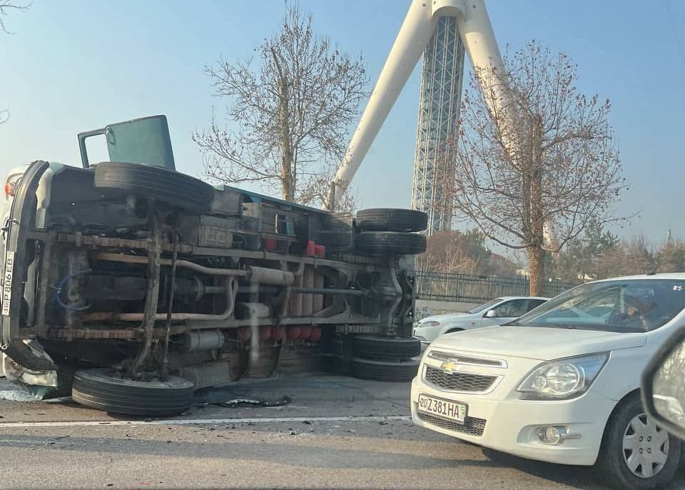 Yunusobodda 3 ta avtomashina ishtirokida YTH sodir bo‘ldi