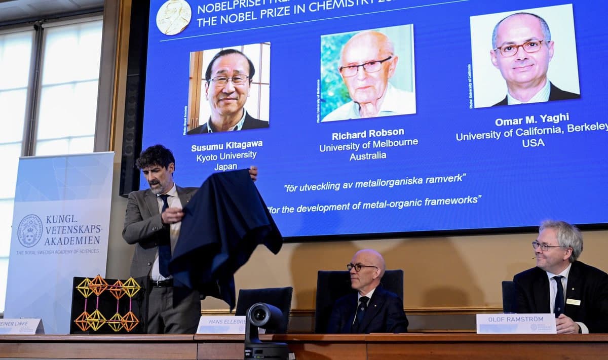 Kimyo bo‘yicha Nobelni metalloorganika bo‘yicha uch mutaxassis oldi